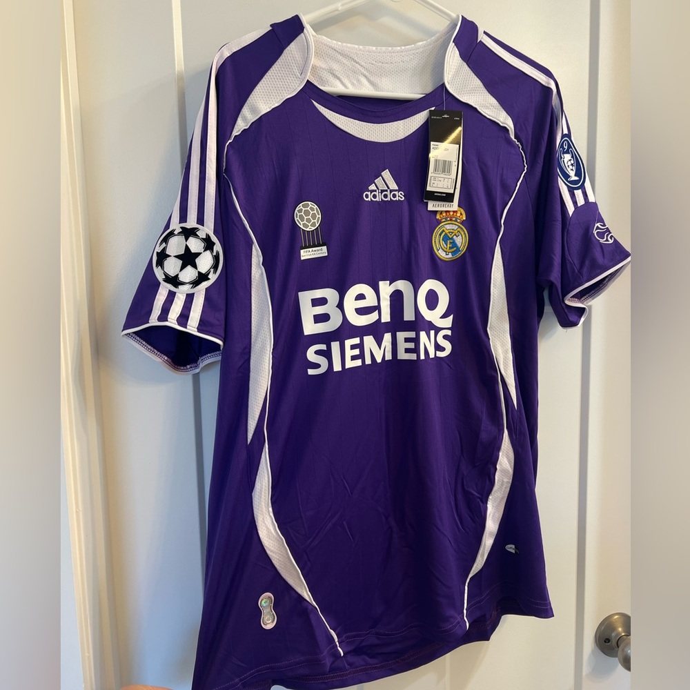 Adidas Real Madrid Retro 2006/2007 3rd Soccer Jersey Purple (away) Men’s Large